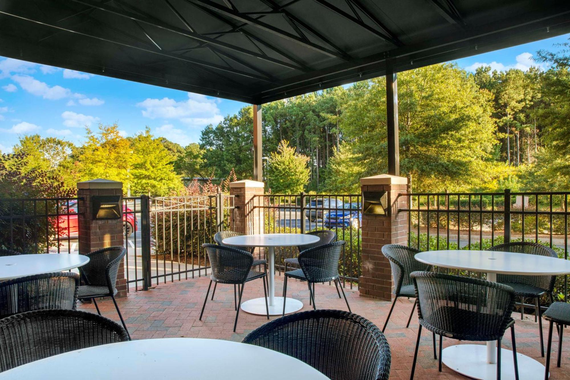 Hyatt Place Raleigh Cary Extérieur photo
